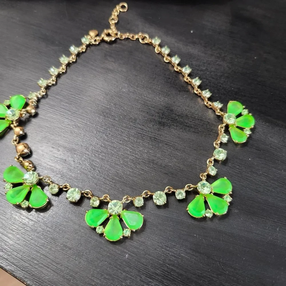 J Crew Vibrant Green Vintage Style Necklace
